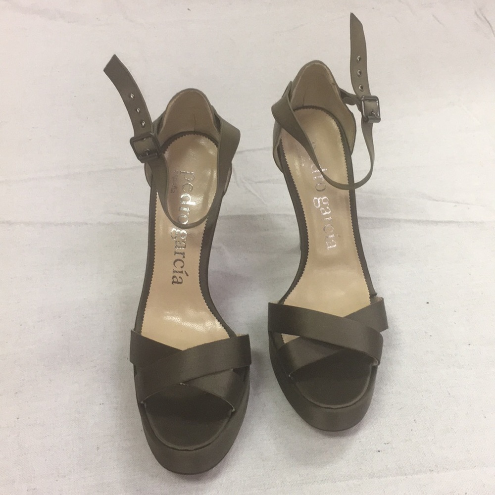 Pedro Garcia 38(8) Green Sateen & Leather Sandals Pedro Garcia